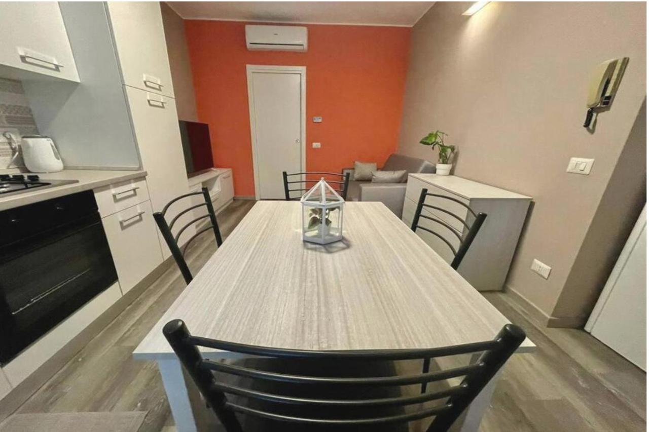 Appartamento In Centro A Milano Con A/C & Wi-Fi المظهر الخارجي الصورة
