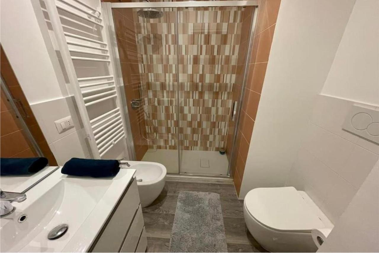 Appartamento In Centro A Milano Con A/C & Wi-Fi المظهر الخارجي الصورة