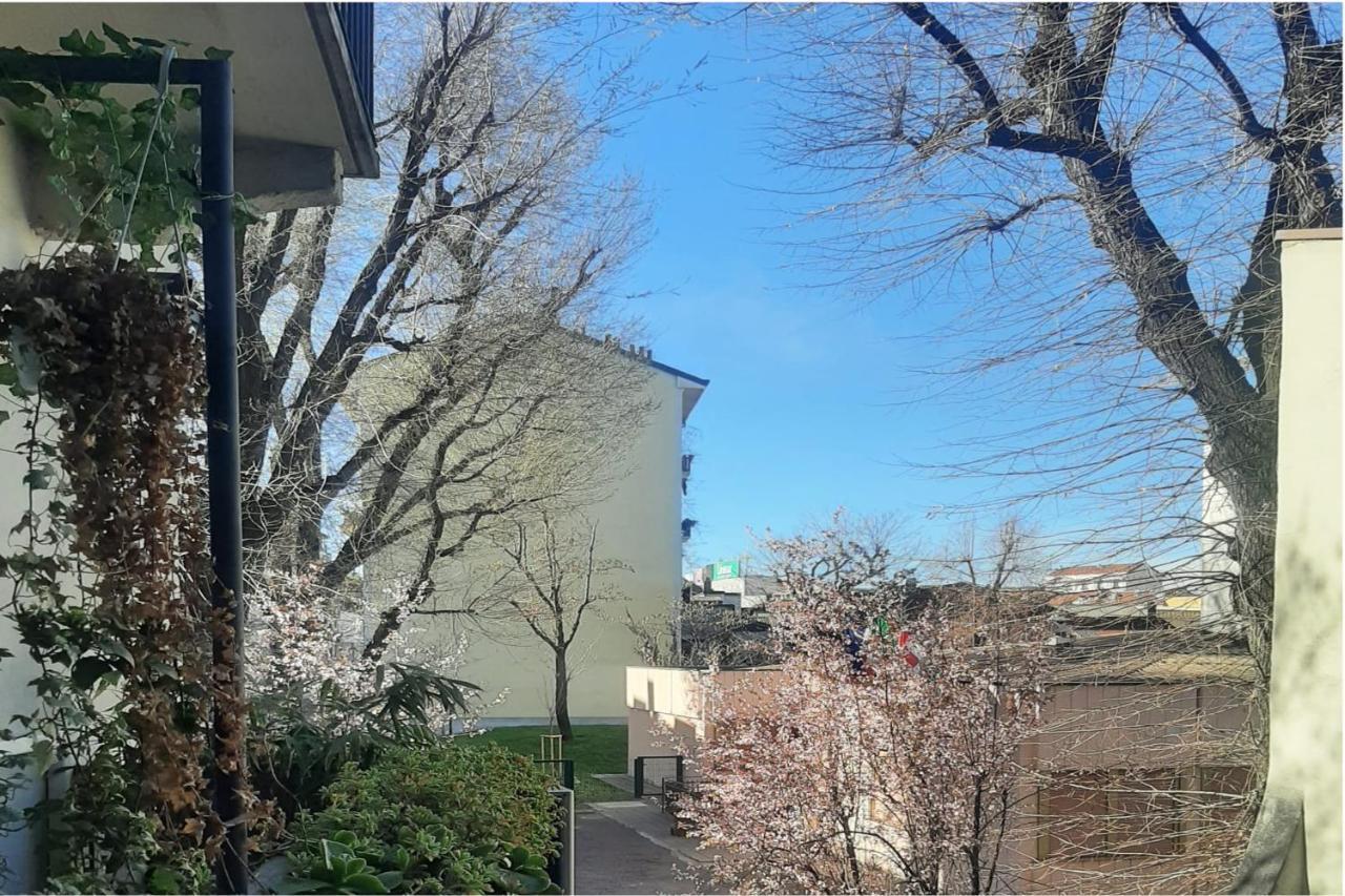 Appartamento In Centro A Milano Con A/C & Wi-Fi المظهر الخارجي الصورة